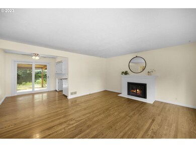 12740 SW Douglas St, Portland, OR 97225 - photo 2