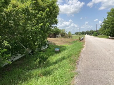 302 Walsh Rd, Rosenberg, TX 77471 - photo 7