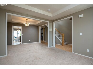 14714 SE Emery Ln, Clackamas, OR 97015 - photo 3