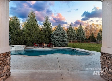 1102 N Lionbridge Ave, Eagle, ID 83616 - photo 2