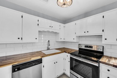 50 Held Cir unit 50c, Charleston, SC 29412 - photo 7