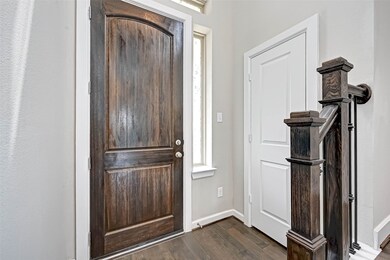 8822 Narrow Leaf St, Houston, TX 77080 - photo 6