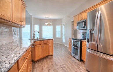 Updated Kitchen w/Granite, Stainless Appliances,  