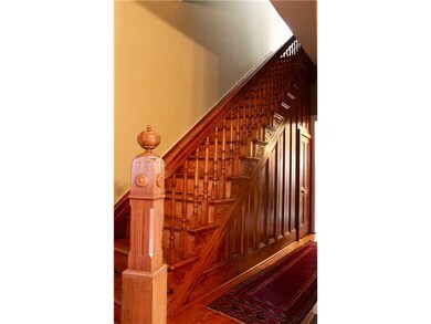 Entry/Foyer. CHARM AND CHARACTER IS FOUND THROUGHO