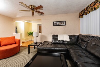 203A Oak St, Foxboro, MA 02035 - photo 5