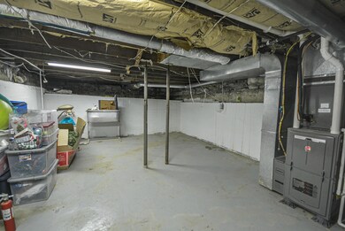 425 Defiance St, Wapakoneta, OH 45895 - photo 5