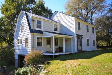 8696 Pomfret Rd, Pomfret, VT 05084 - photo 2