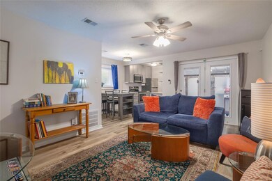 7406 Shadow Hill Dr unit 108, Austin, TX 78731 - photo 3