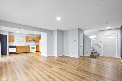 10824 Woods Dr, Ingalls, IN 46048 - photo 2