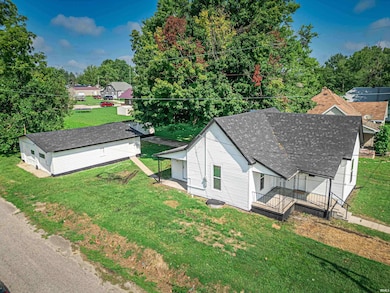 718 Illinois St, Bicknell, IN 47512 - photo 5