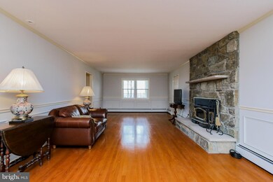 22720 Ridge Rd, Germantown, MD 20876 - photo 3
