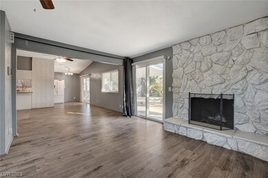 6223 Foothill Blvd, Las Vegas, NV 89118 - photo 6