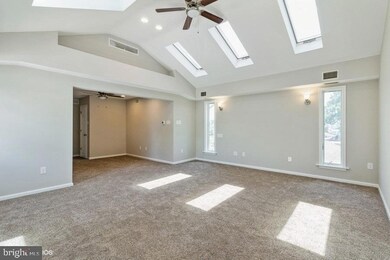 213 Buchanan Ave, Folsom, PA 19033 - photo 6