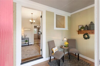 17 Bernice Ave, Woonsocket, RI 02895 - photo 3