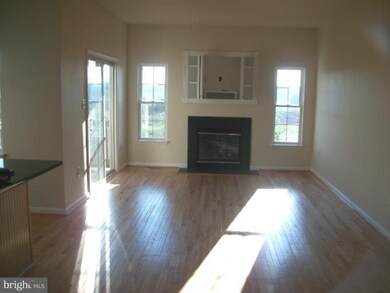 1522 Laurel Wood Way, Frederick, MD 21701 - photo 3