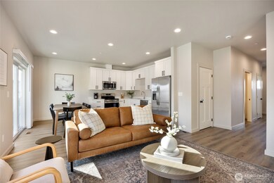 370 Ivy St NE unit E24, Ephrata, WA 98823 - photo 7