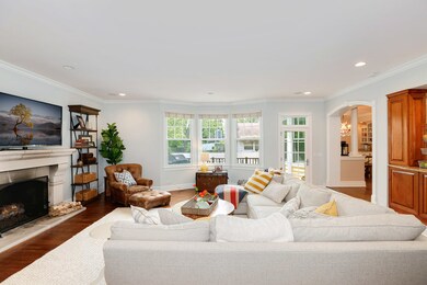 123 S Blanchard St, Wheaton, IL 60187 - photo 3