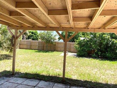 2116 Longwood Rd, West Palm Beach, FL 33409 - photo 2