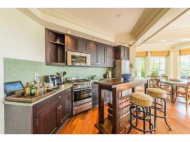 Kitchen. Kitchen with views of the water!