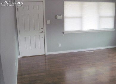 1014 Alexander Rd, Colorado Springs, CO 80909 - photo 5