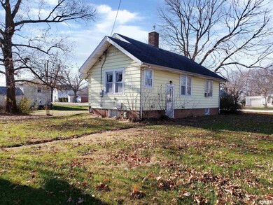 240 N Front St, Virginia, IL 62691 - photo 4