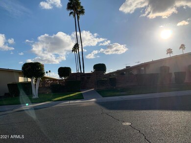 10919 W Santa fe Dr, Sun City, AZ 85351 - photo 5