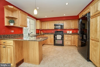 6808 Montivideo Square Ct, Falls Church, VA 22043 - photo 6