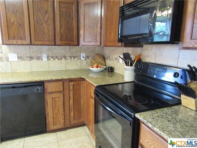 903 Macy Dr, Troy, TX 76579 - photo 3