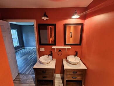 900 Cowan Ave, Shelbyville, TN 37160 - photo 4