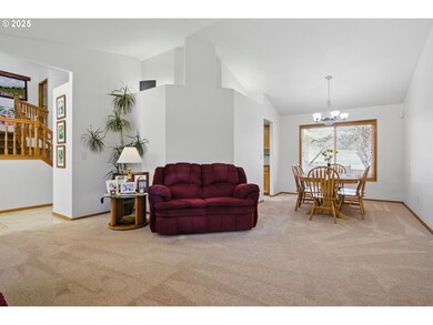 3088 SW Emerald Ave, Gresham, OR 97080 - photo 7