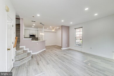 8310 Snowy Egrit Way unit 41, Lorton, VA 22079 - photo 4