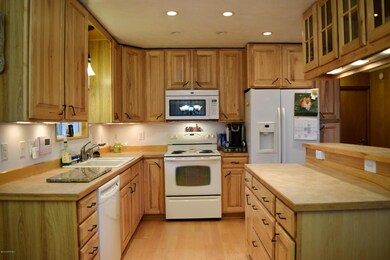 1514 Patterson St, Anchorage, AK 99504 - photo 2