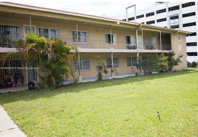 267 E 4th Ave unit 8, Hialeah, FL 33010 - photo 2