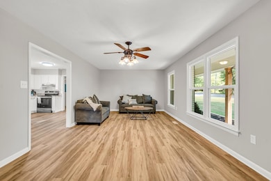 127 E Cherry St, Columbus, MS 39702 - photo 3