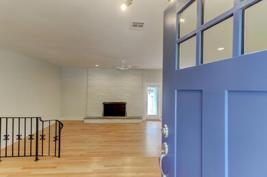 22 Sheridan (30)
