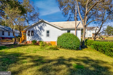 270 Victoria St, Commerce, GA 30529 - photo 2