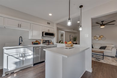 4682 Matilda St unit D, Dallas, TX 75206 - photo 2