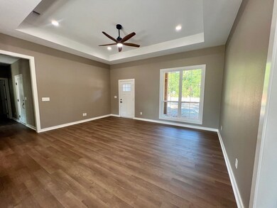 From eat in dining to front door