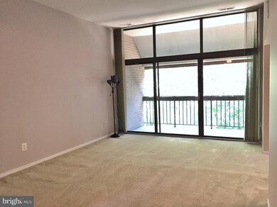 1635 Parkcrest Cir unit 301, Reston, VA 20190 - photo 4