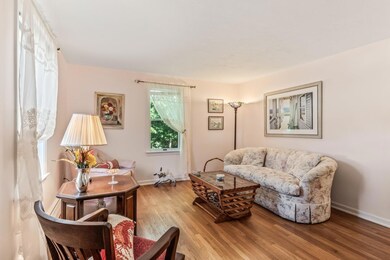 7-web-or-mls-32-fox-run-cir