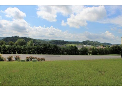 Panoramic mountain views