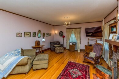 1700 Maple Dr NW, Cedar Rapids, IA 52405 - photo 7