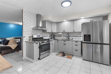 2255 Jackson St, Lorain, OH 44052 - photo 3