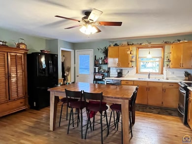 1129 SW Prairie Rd, Topeka, KS 66604 - photo 7