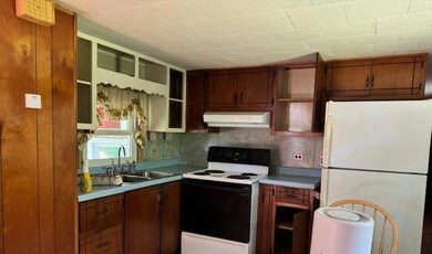 9 Oak St, Jay, ME 04239 - photo 7