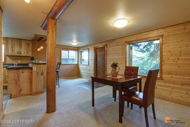 Dining & Kitchen area