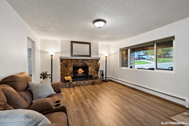 706 Norman St, Anchorage, AK 99504 - photo 3