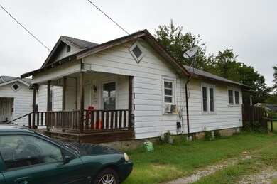 2111 W College (2)