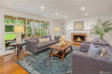 9014 SE 50th St, Mercer Island, WA 98040 - photo 3