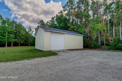 140 Douglas Dr, Holly Ridge, NC 28445 - photo 4